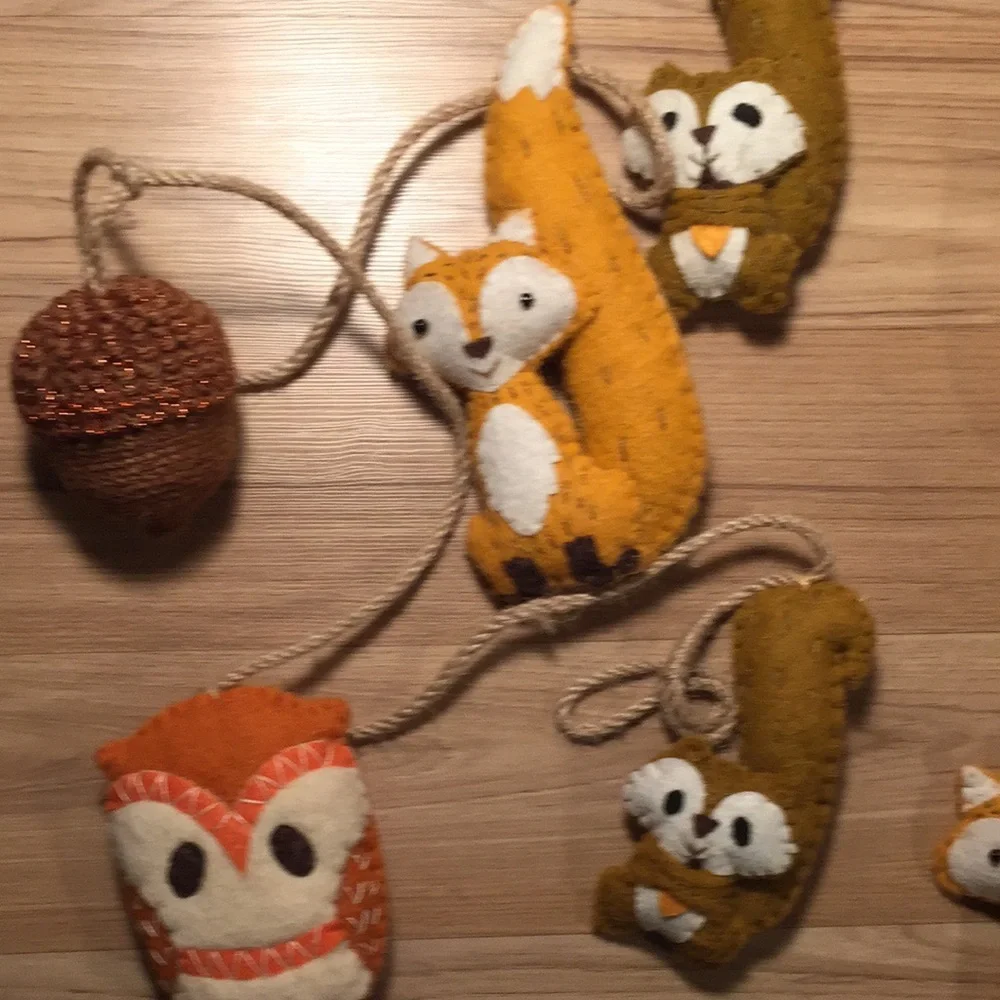 🆕Fall holiday garland